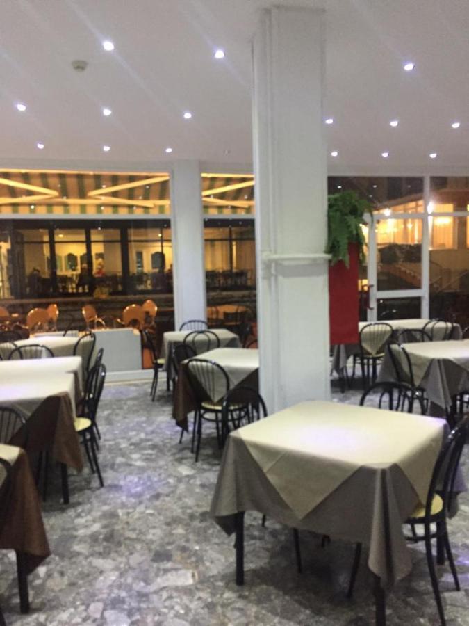 Hotel Piccari Nuova Gestione Римини Экстерьер фото