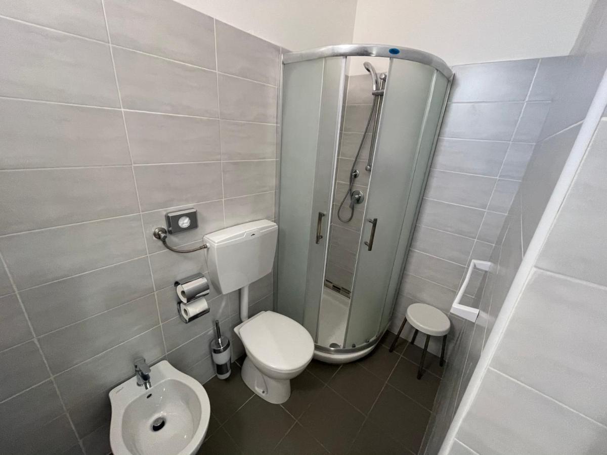 Hotel Piccari Nuova Gestione Римини Экстерьер фото